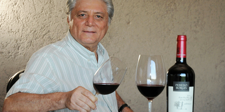 Euclides Penedo Borges e seus rótulos premiados