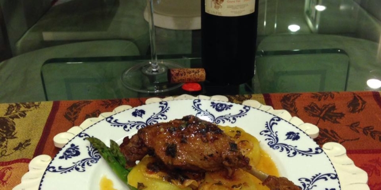 CONFIT de CANARD à L’ORANGE, BATATA e ASPARGO