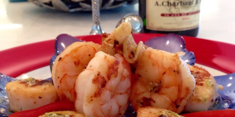 Essa é pra começar bem o final de semana.