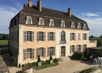 Descubra os encantos do maravilhoso Chateau Pommard