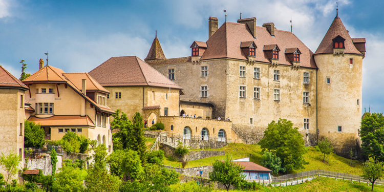 A ENCANTADORA VILA MEDIEVAL DE GRUYÈRES