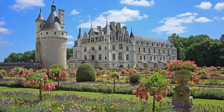 5 CASTELOS COM VINÍCOLAS QUE VOCÊ DEVE CONHECER