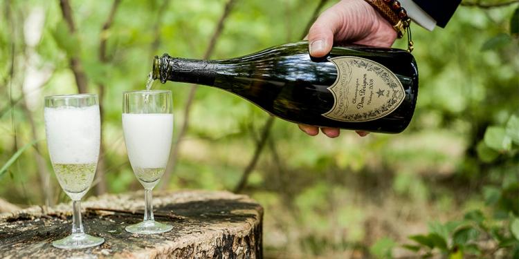 CHAMPANHE VS. PROSECCO: ENTENDENDO AS DIFERENÇAS ESSENCIAIS